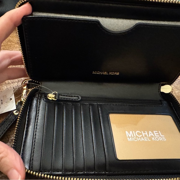 Michael Kors Black Leather Smartphone Wristlet - Picture 4 of 10
